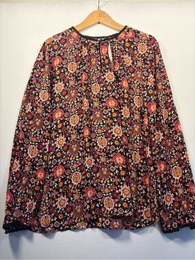 LOFT Women’s Black Red Floral Long Sleeve Black Lace Neck Keyhole Blouse XL NEW